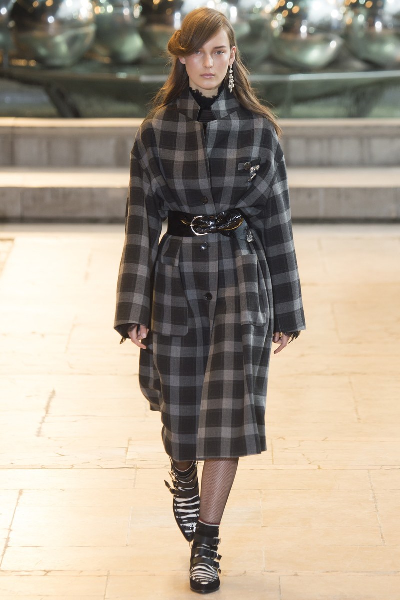 Isabel Marant Fall 2016 - Paris Fashion week - إزابيل مارنت خريف 2016